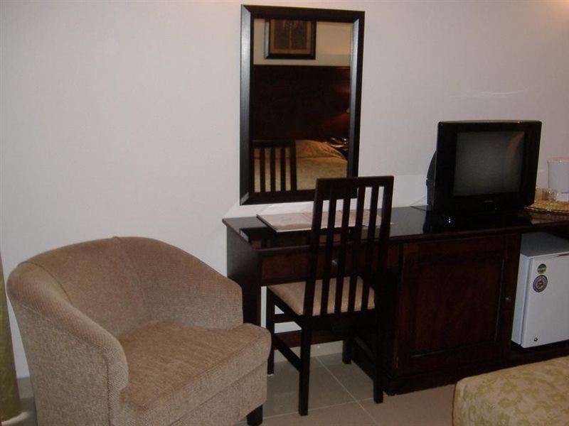 Vip Inn Beira Exterior photo